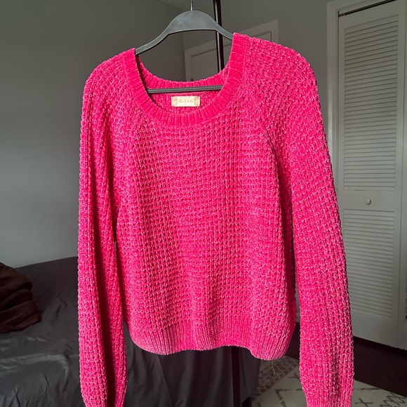 Pink Cozy Altar’d State Sweater - Picture 2 of 8